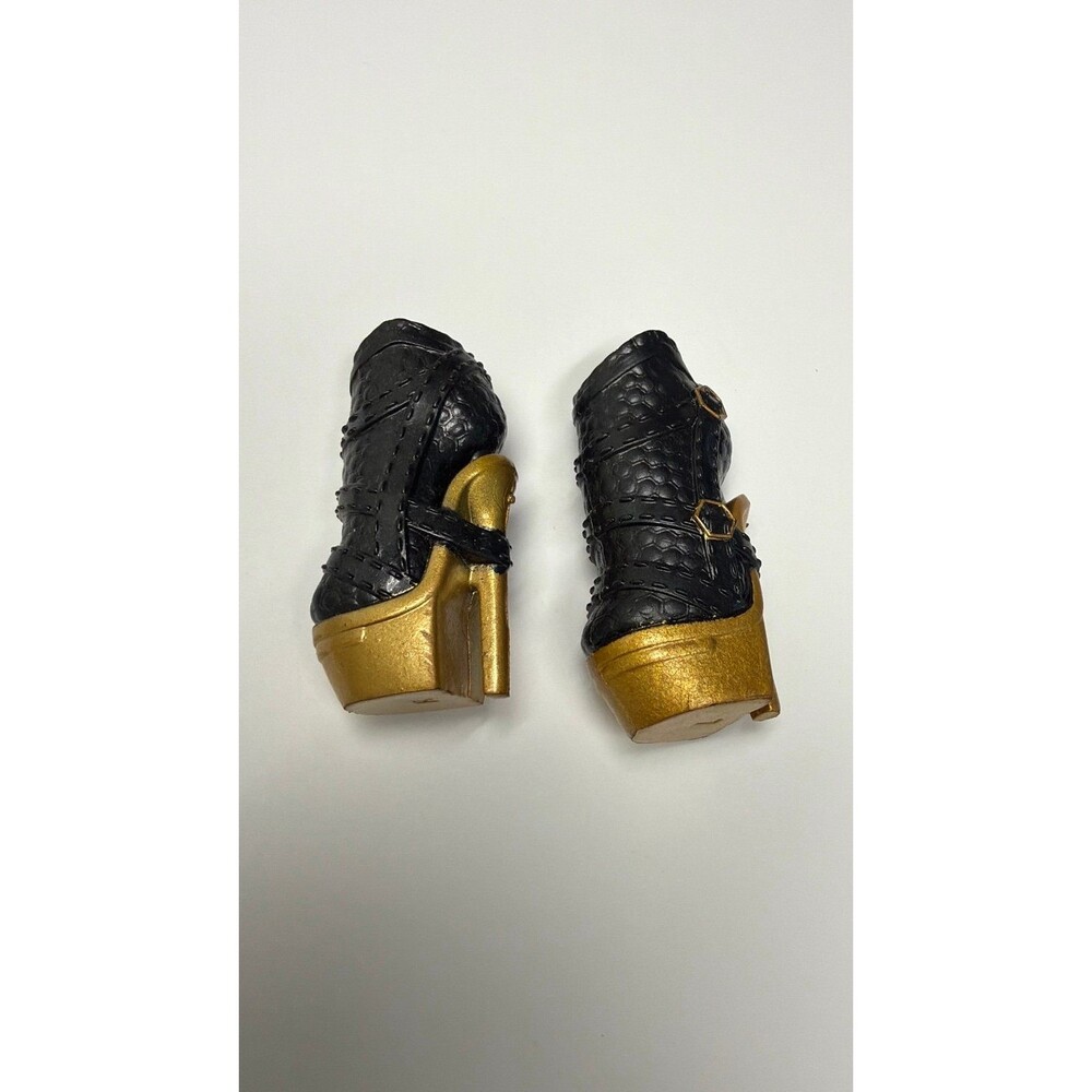 LOL Surprise OMG Fierce Royal Bee Replacement Shoes - Black Gold Platform Heels